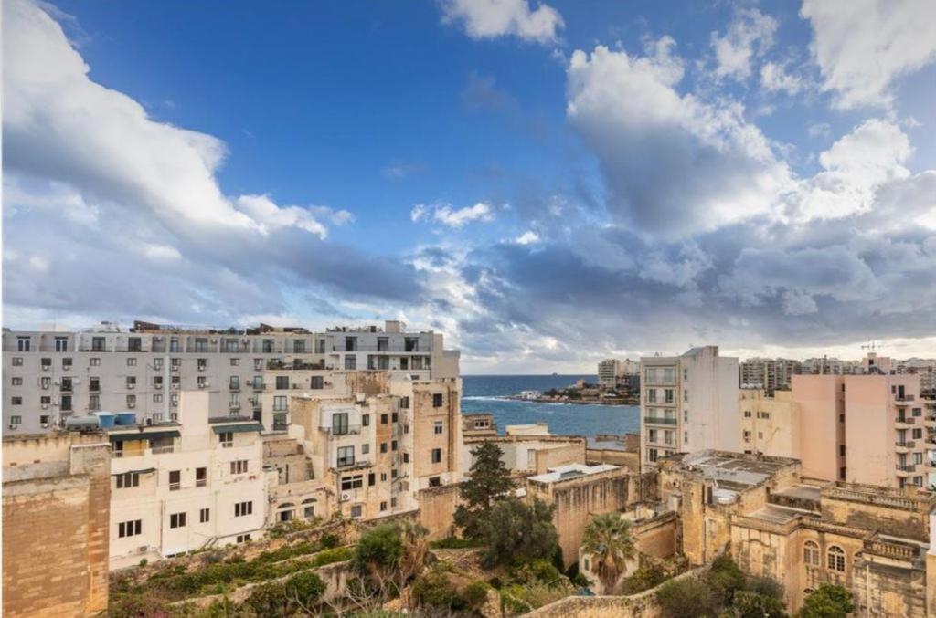 The Caves Apartments San Ġiljan Exterior foto