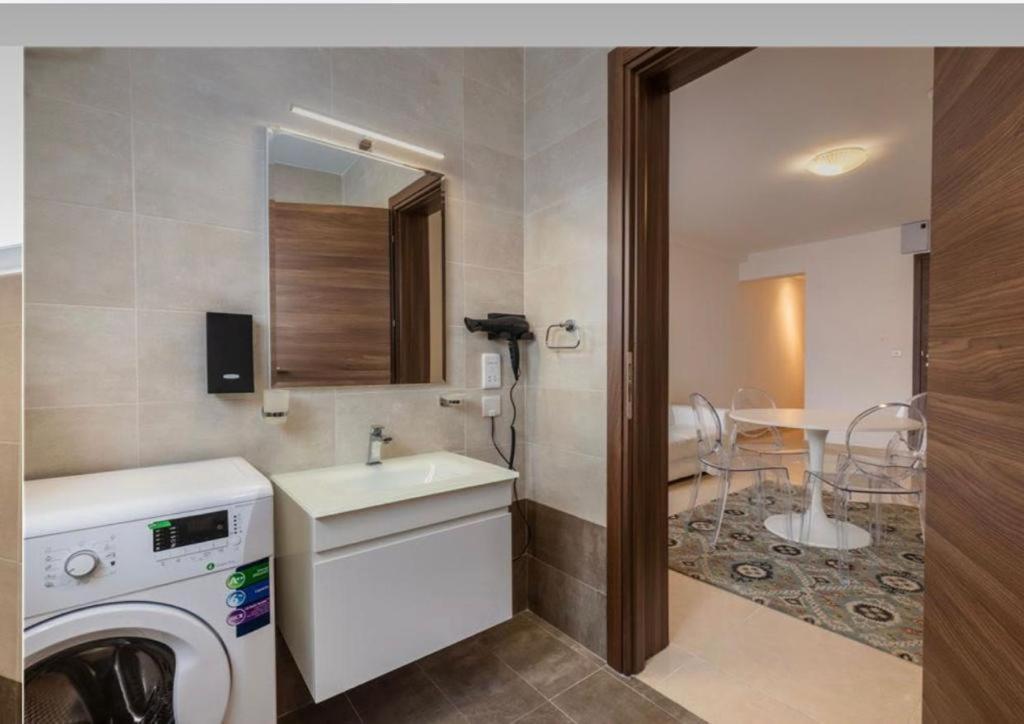 The Caves Apartments San Ġiljan Exterior foto