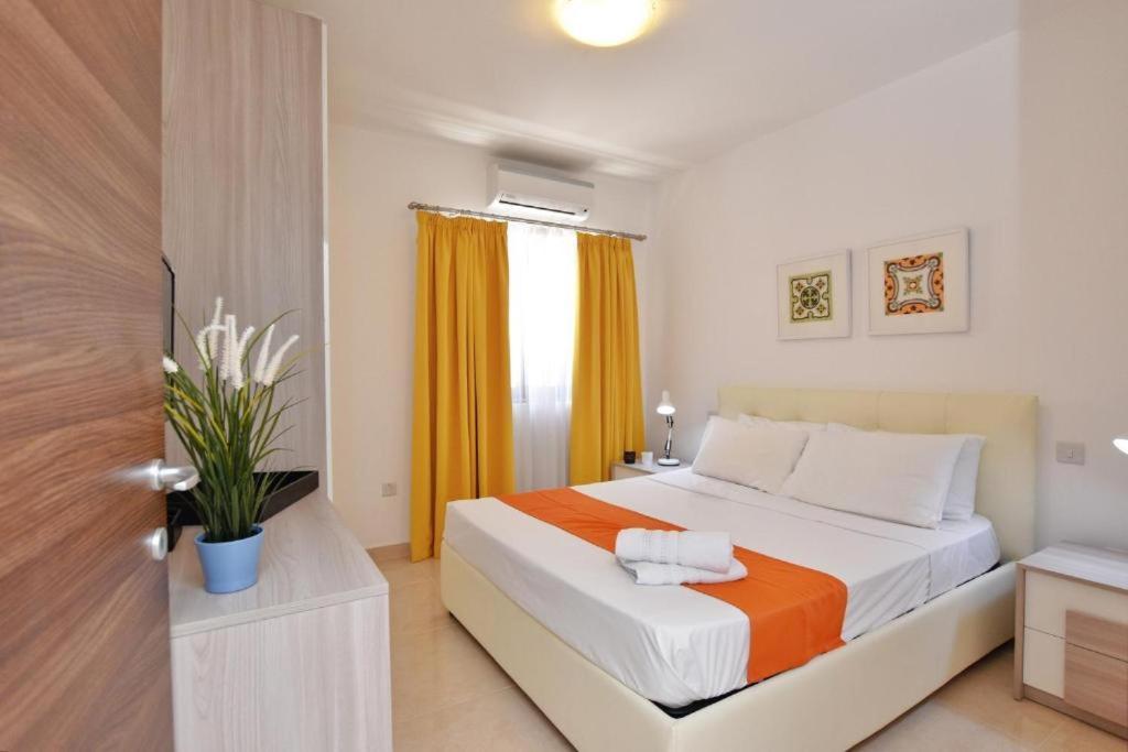 The Caves Apartments San Ġiljan Exterior foto