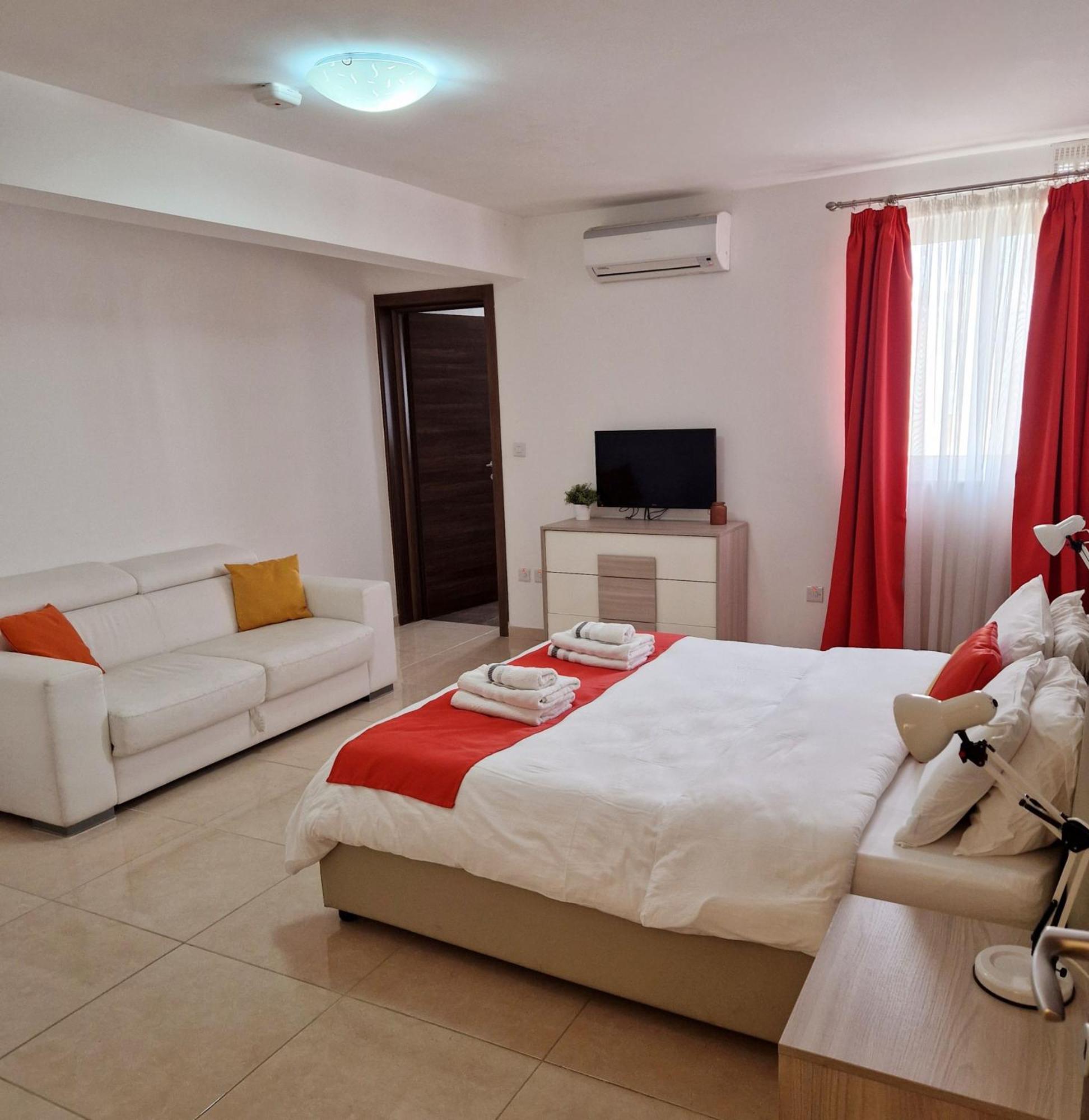 The Caves Apartments San Ġiljan Exterior foto